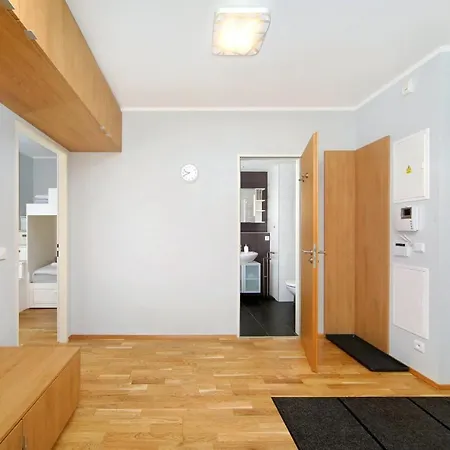 Medvedin 331/409 Апартаменти