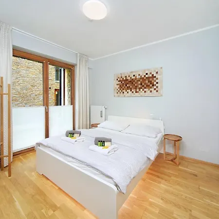 Medvedin 331/409 Apartment *